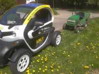 <p>...neulich eine Begegnung auf dem Rasen...<br mce_bogus="1"></p>